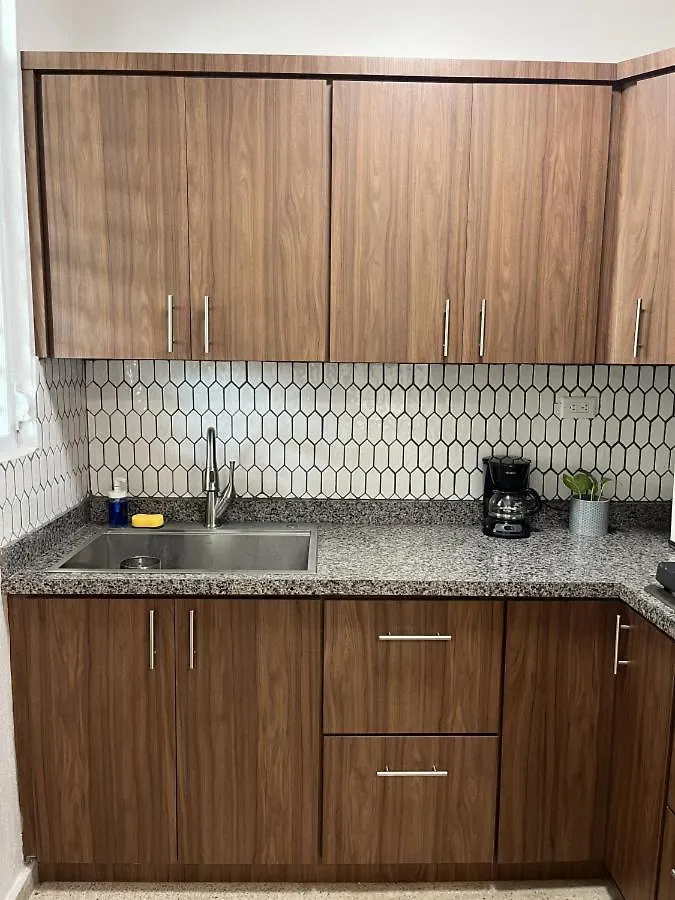 3-Bedroom House In Quebradillas Nyaraló