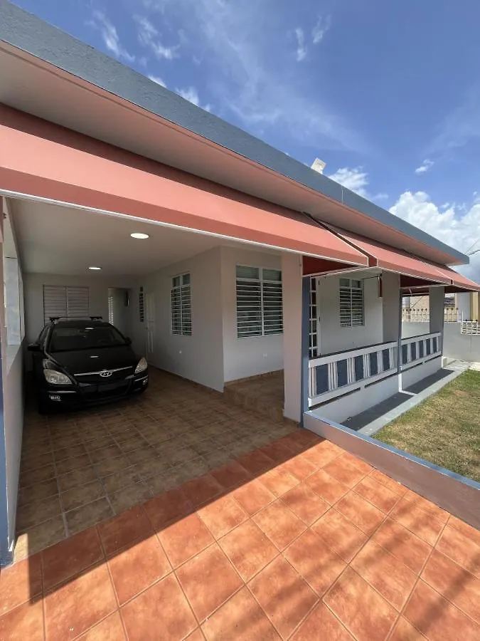 3-Bedroom House In Quebradillas Nyaraló
